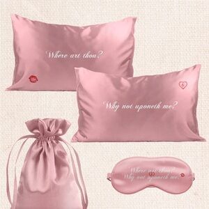 Sabrina Carpenter Bed Chem Set Pink Pillowcase and Sleep Set - Romantic Script